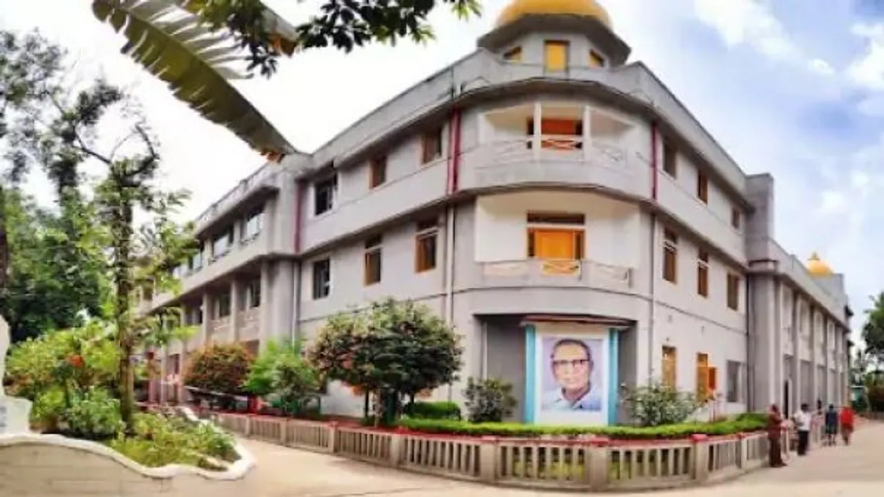 Kumudini Women's Medical College campus or college building in Tangail, Bangladesh